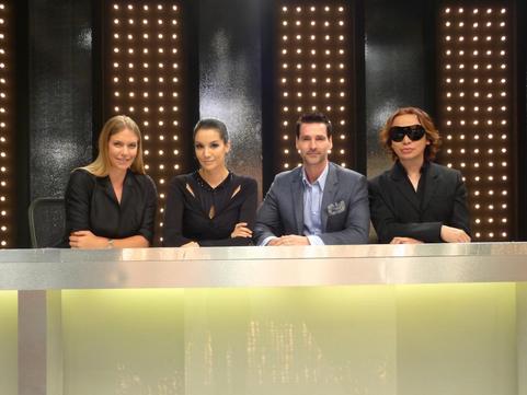 Asia's Next Top Model Ep9 Panel With Michael Cinco
