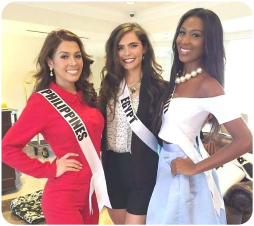 This one didn't work so well,IMO but my gawd, that smile!!!